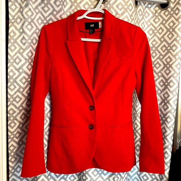 Red blazer - Picture 2 of 6